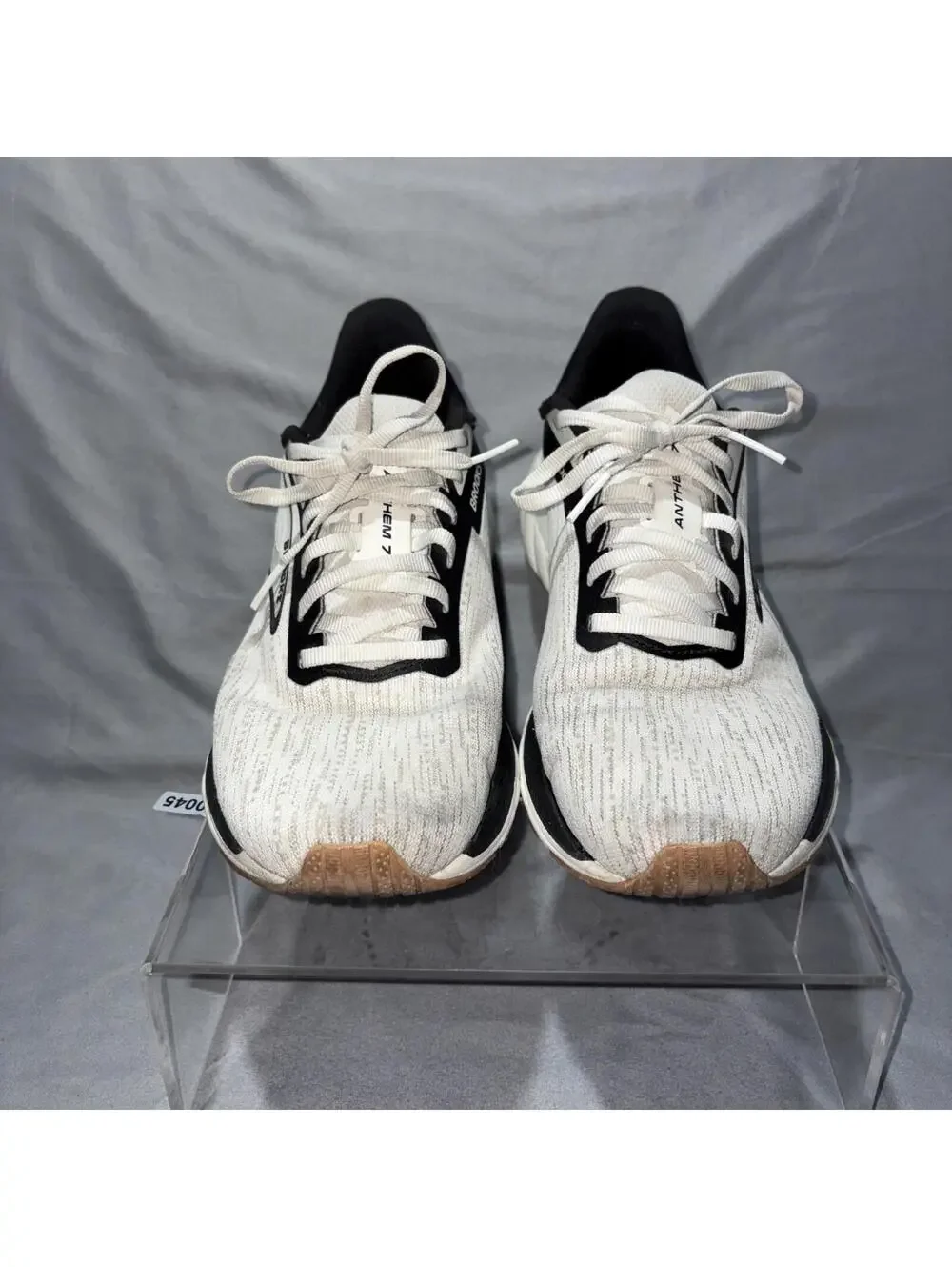 Brooks Anthem 7 Sneaker Men's Size 8.5B 8.5 B White Black Running Shoes